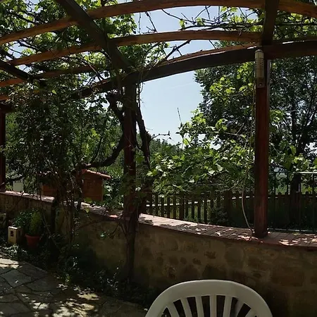 בית נופש The House In The Paradise Of Serra. קיוזי דלה ורנה
