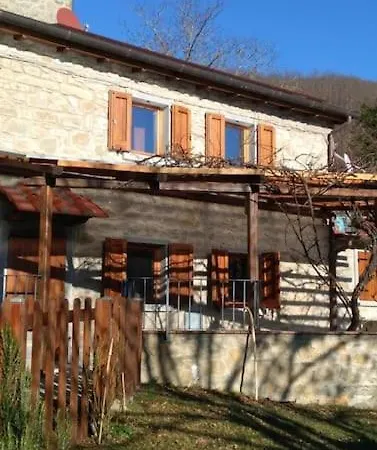 בית נופש The House In The Paradise Of Serra.