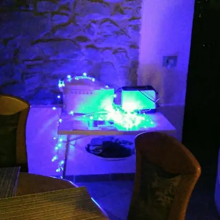 The House In The Paradise Of Serra. * קיוזי דלה ורנה